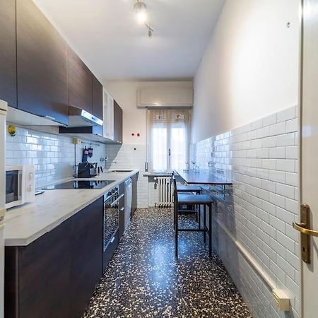 Nabucco'S Home: Centro Ospedale Parma Buitenkant foto