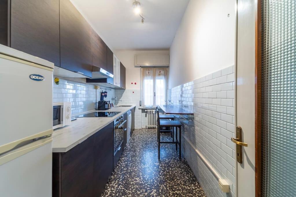 Nabucco'S Home: Centro Ospedale Parma Buitenkant foto