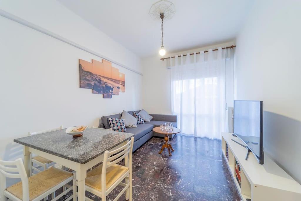 Nabucco'S Home: Centro Ospedale Parma Buitenkant foto